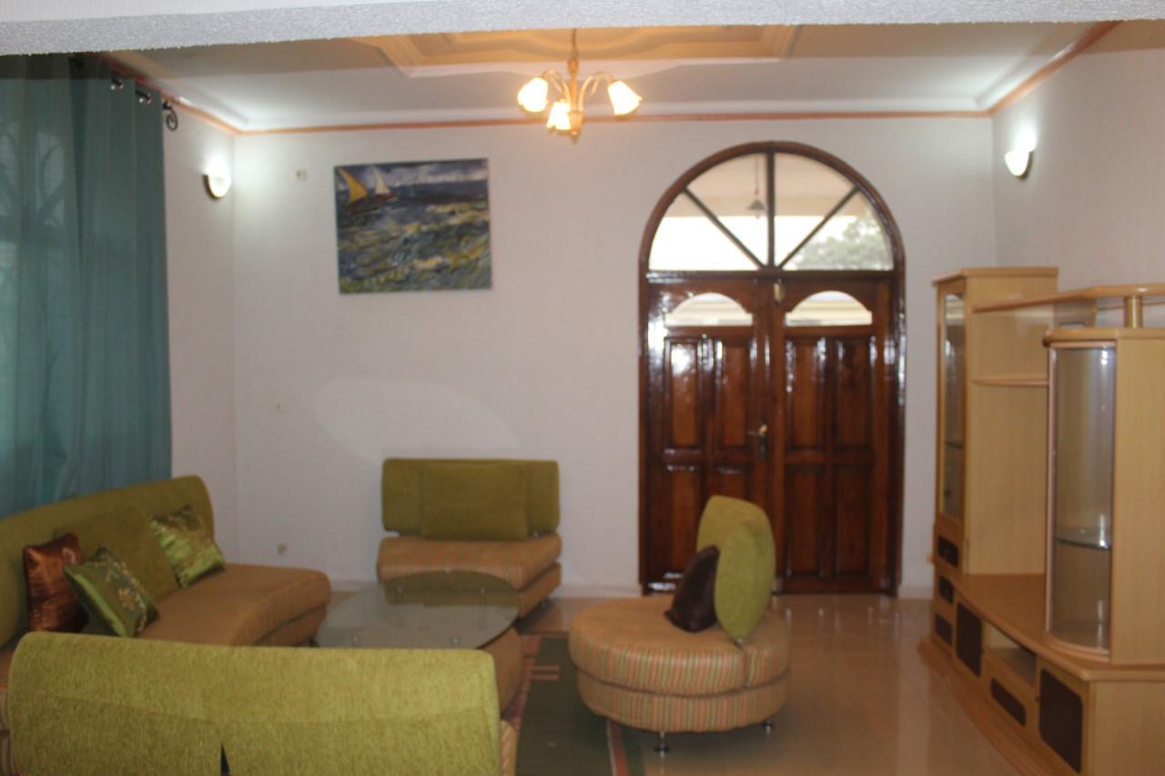 Kipe Conakry Bagian luar foto